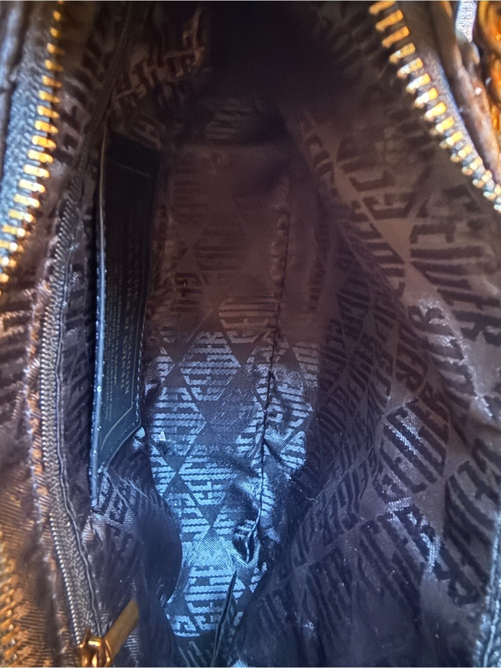NWOT Kurt Geiger Black Quilted Shoulder/Crossbody Bag with Gold Chain - Picture 6 of 6